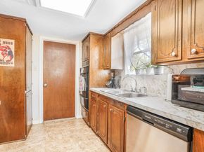1998 Lake Creek Drive, Houston TX 77339