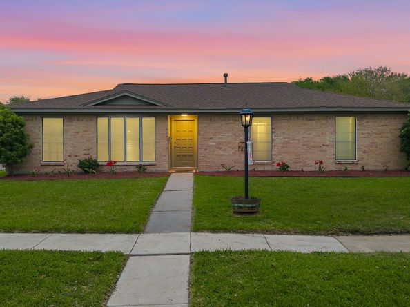 10503 Raydell Drive, Houston TX 77031