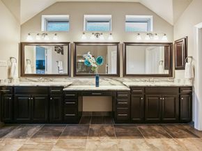 8914 Vineyard Valley Court, Tomball TX 77375