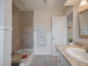 7914 Roos Road, Houston TX 77036