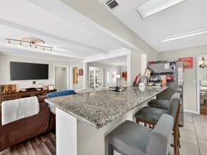 7914 Roos Road, Houston TX 77036