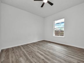 7021 Canal Street, Houston TX 77011