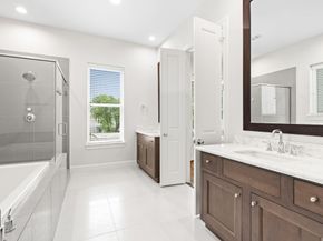 5621 Cohn Meadows Lane, Houston TX 77007