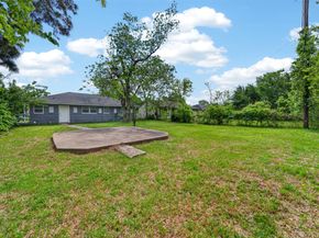 6718 Crosswell Street, Houston TX 77087