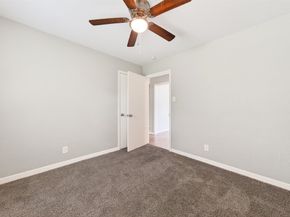 6718 Crosswell Street, Houston TX 77087