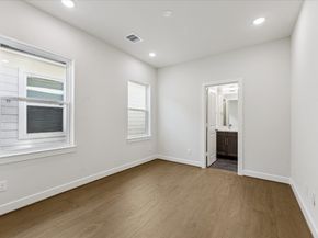 412 N Stiles Street, Houston TX 77011
