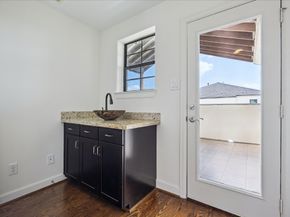 1721 Shearn Street, Houston TX 77007