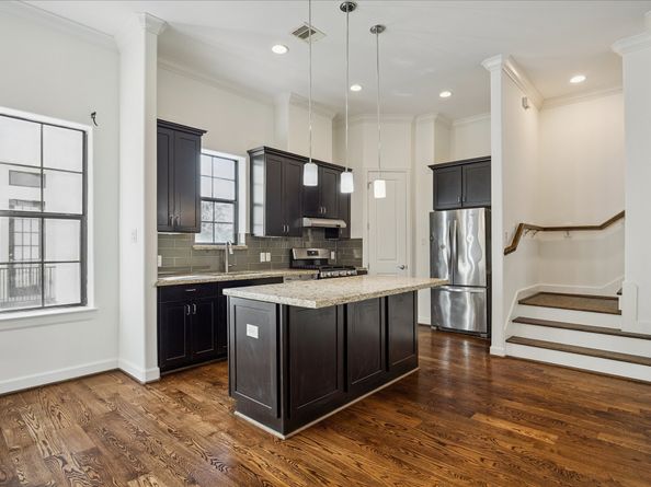 1721 Shearn Street, Houston TX 77007