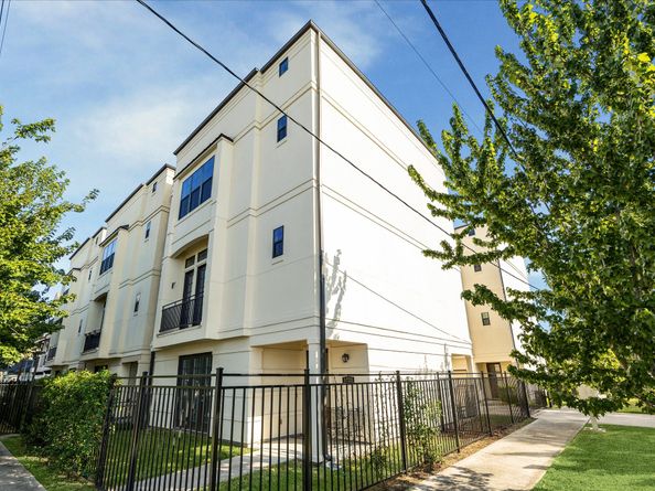 1721 Shearn Street, Houston TX 77007