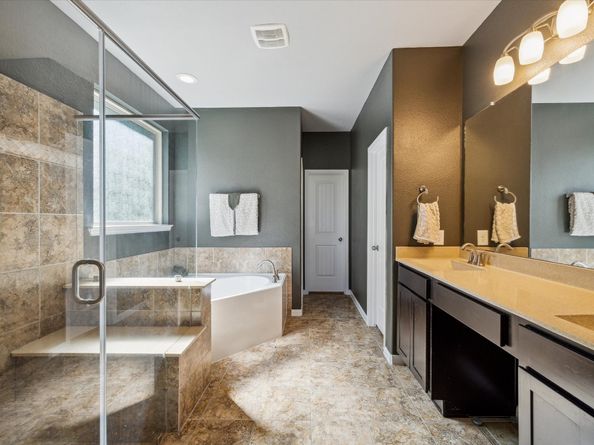 17931 Creek Bluff Lane, Cypress TX 77433