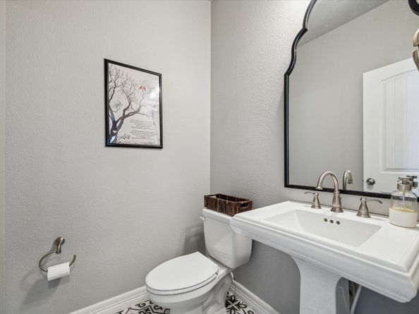 17931 Creek Bluff Lane, Cypress TX 77433