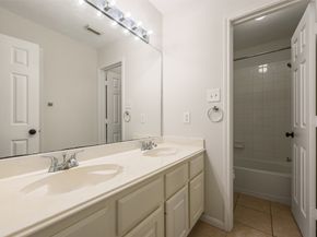 107 N N Sunny Slope Circle, The Woodlands TX 77381