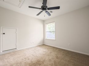 107 N N Sunny Slope Circle, The Woodlands TX 77381