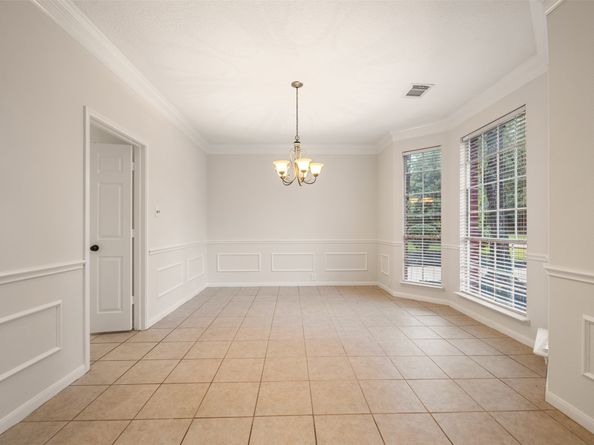 107 N N Sunny Slope Circle, The Woodlands TX 77381