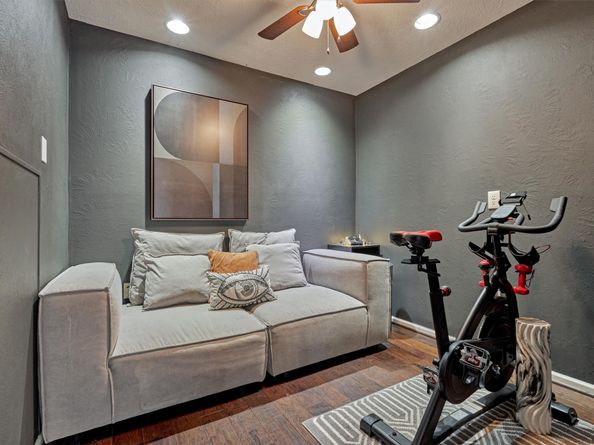 31 Grey Birch Place, The Woodlands TX 77381