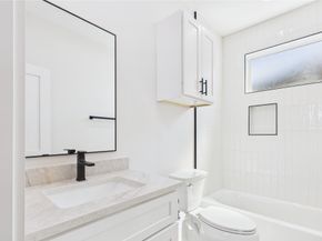 4508 Robertson, Houston TX 77009