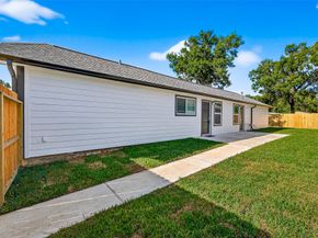 13822 Northlake Drive, Houston TX 77049