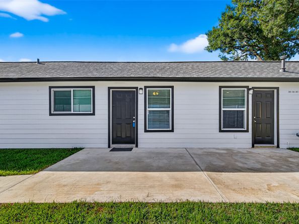 13822 Northlake Drive, Houston TX 77049
