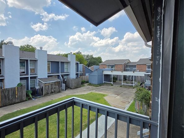 9550 Deering Drive 310, Houston TX 77036