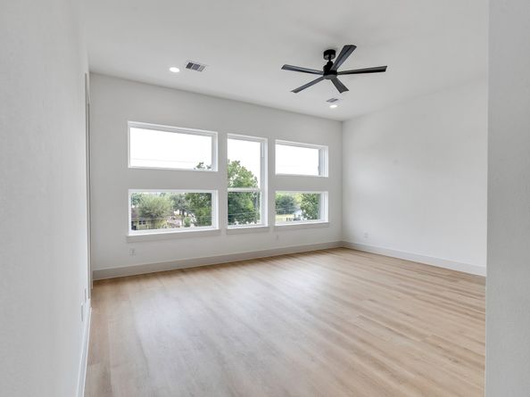 5505 Hershe Street, Houston TX 77020