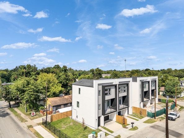 5505 Hershe Street, Houston TX 77020