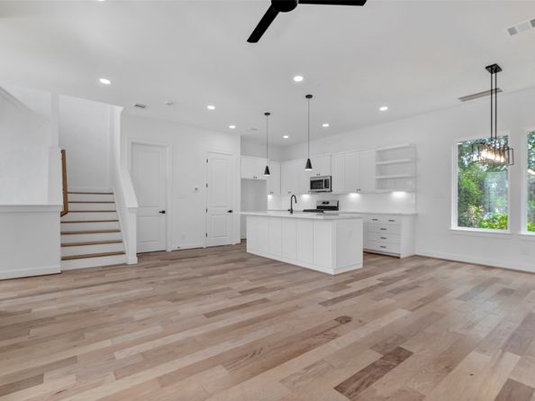 9426 Campbell Road B, Houston TX 77080