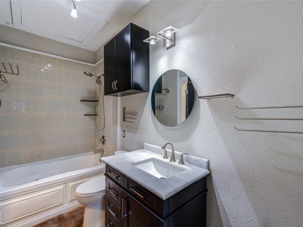 2205 Mckinney Street 510, Houston TX 77003