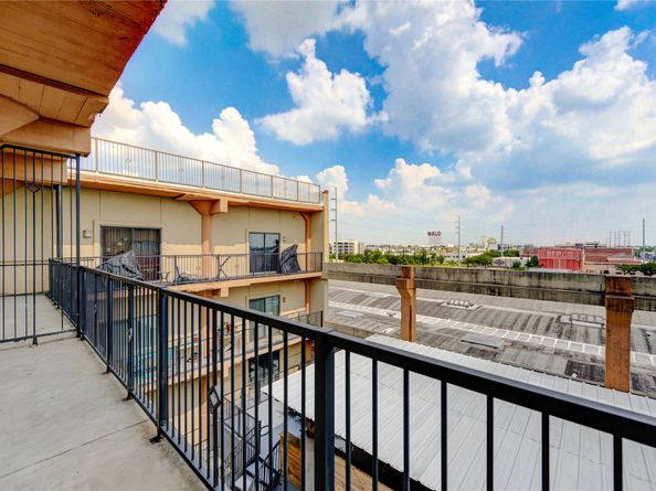 2205 Mckinney Street 510, Houston TX 77003