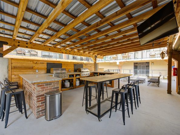 2205 Mckinney Street 510, Houston TX 77003