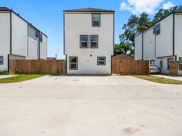 6307 Sandra Street, Houston TX 77028