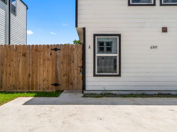 6307 Sandra Street, Houston TX 77028