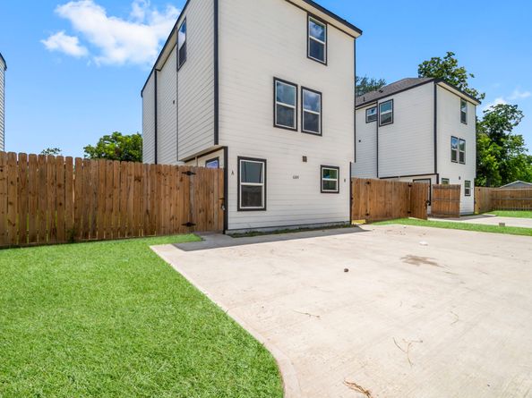 6307 Sandra Street, Houston TX 77028