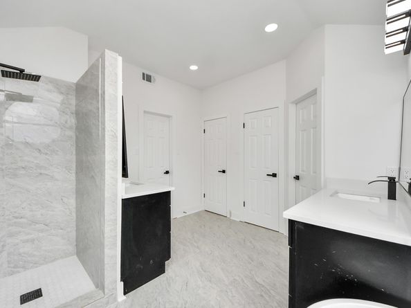 6502 Oakburl Court, Sugar Land TX 77479