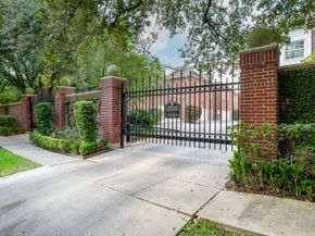 3220 Maroneal Street, Houston TX 77025