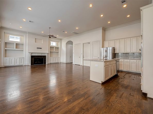 9940 Woodwind Lane S, Houston TX 77025