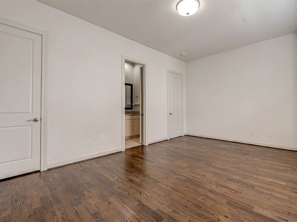 9940 Woodwind Lane S, Houston TX 77025