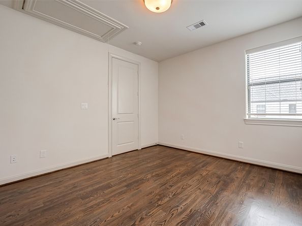 9940 Woodwind Lane S, Houston TX 77025