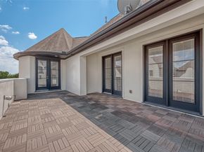 9940 Woodwind Lane S, Houston TX 77025