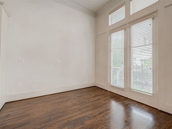 9940 Woodwind Lane S, Houston TX 77025