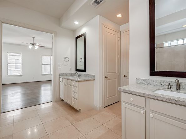 9940 Woodwind Lane S, Houston TX 77025