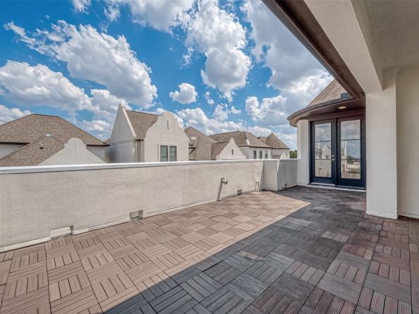 9940 Woodwind Lane S, Houston TX 77025