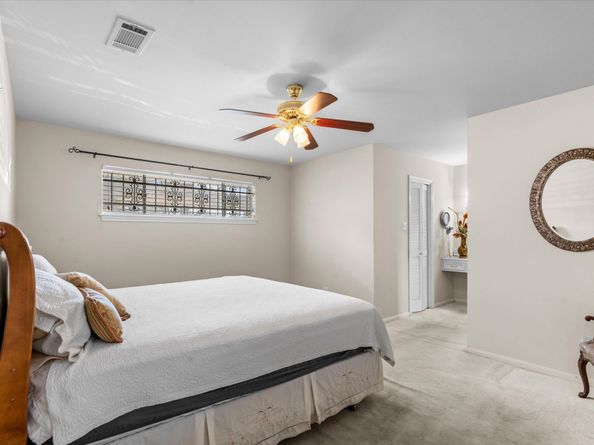 7619 Green Lawn Drive, Houston TX 77088