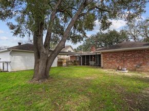 7619 Green Lawn Drive, Houston TX 77088
