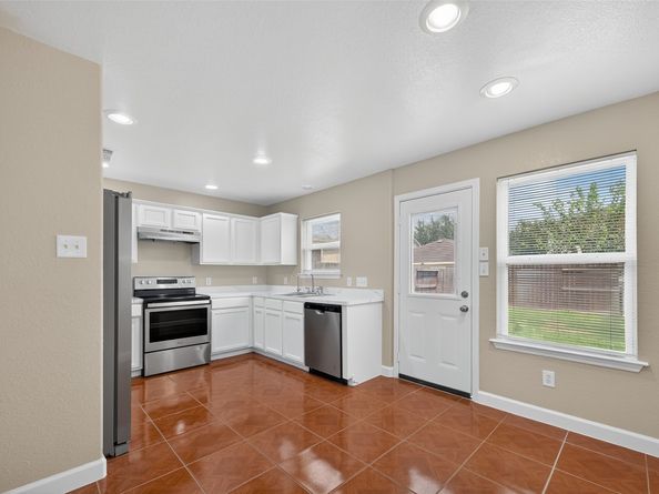 13303 S Ridgewood Knoll Lane, Houston TX 77047