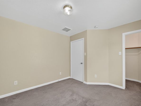 13303 S Ridgewood Knoll Lane, Houston TX 77047