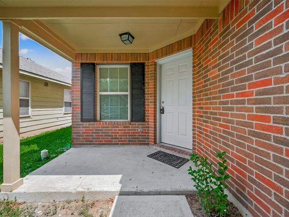 13303 S Ridgewood Knoll Lane, Houston TX 77047