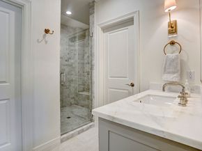 5326 Windswept Lane, Houston TX 77056