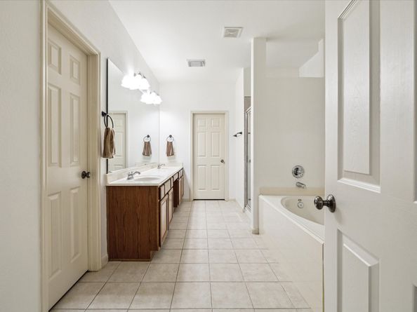 18411 S Raven Shore Drive, Cypress TX 77433