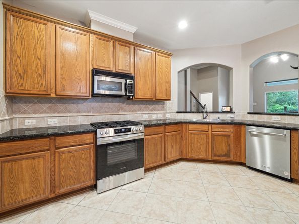 18411 S Raven Shore Drive, Cypress TX 77433
