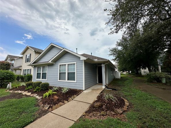 11956 Chanteloup Drive, Houston TX 77047